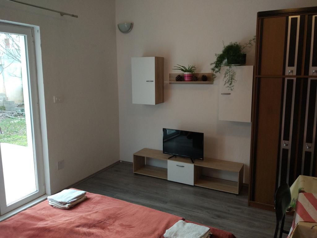 Apartment Tome Biograd Na Moru Eksteriør bilde