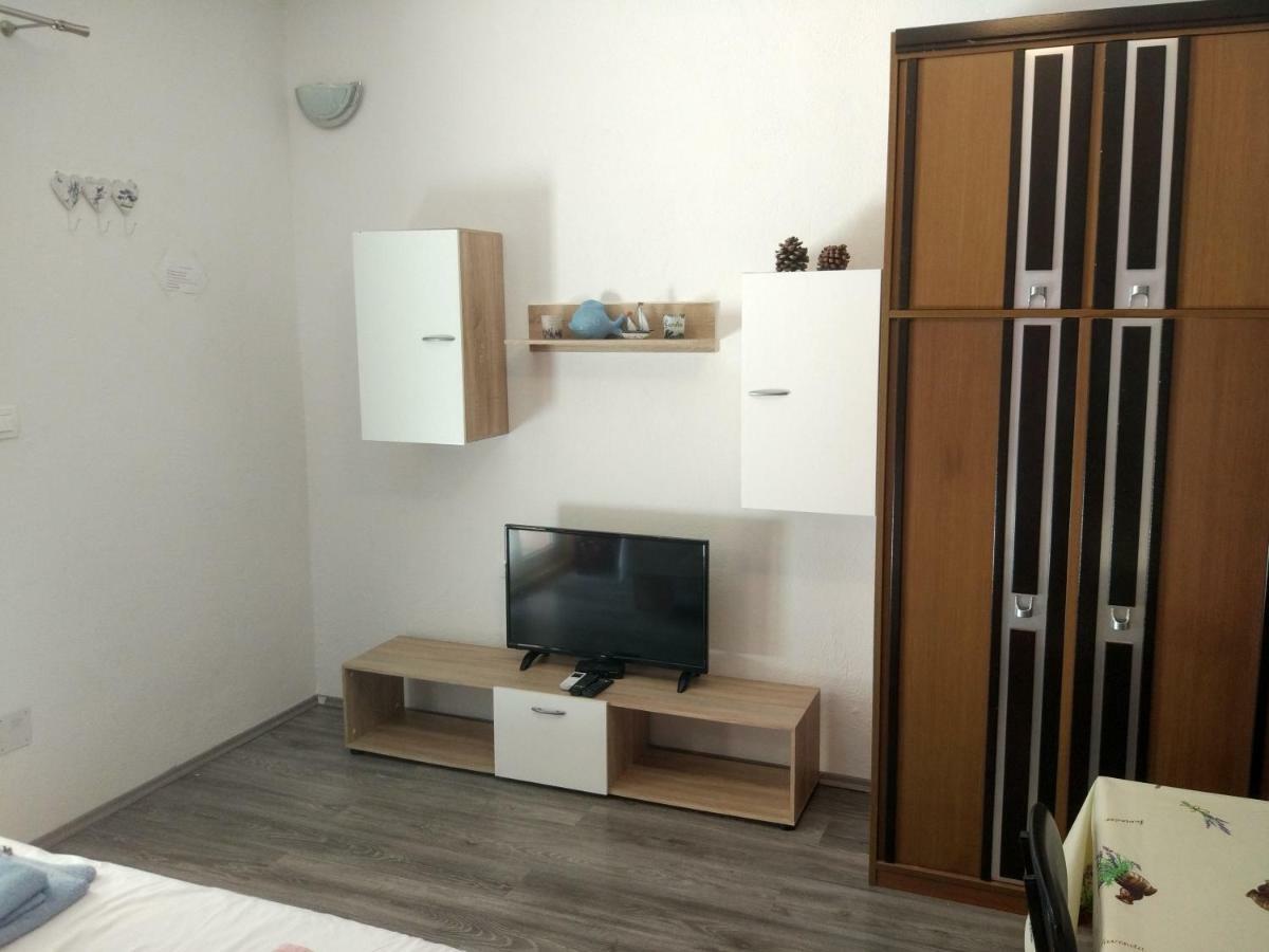 Apartment Tome Biograd Na Moru Eksteriør bilde